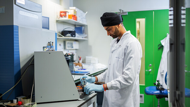 A lab at UCL where LEAF was developed. Alejandro Walter Salinas Lopez ©2019 UCL. ISD Digital Media. University College London. All rights reserved.